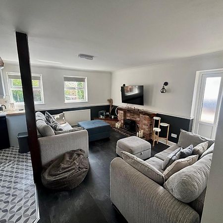 The Garden Suite Denby Village Екстериор снимка